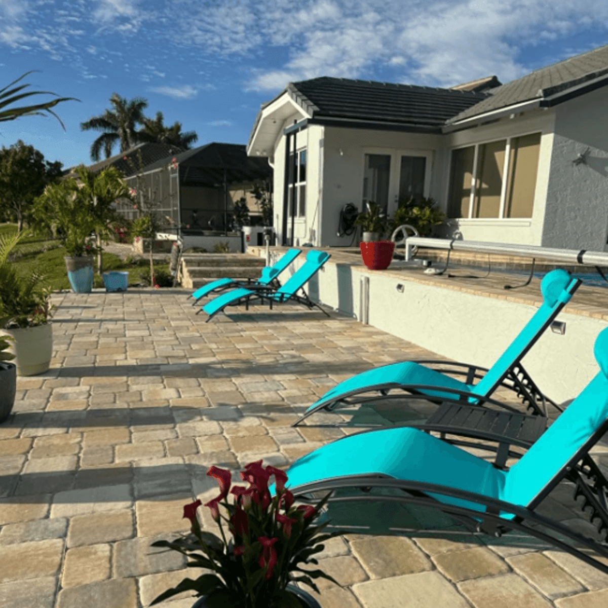 PURPLE LEAF Patio Chaise Lounge Set Outdoor Beach Pool Sunbathing Lawn Lounger Recliner Chair Outside Chairs with Side Table Included