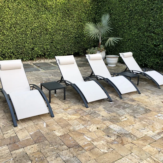 PURPLE LEAF Patio Chaise Lounge Set Outdoor Beach Pool Sunbathing Lawn Lounger Recliner Chair Outside Chairs with Side Table Included